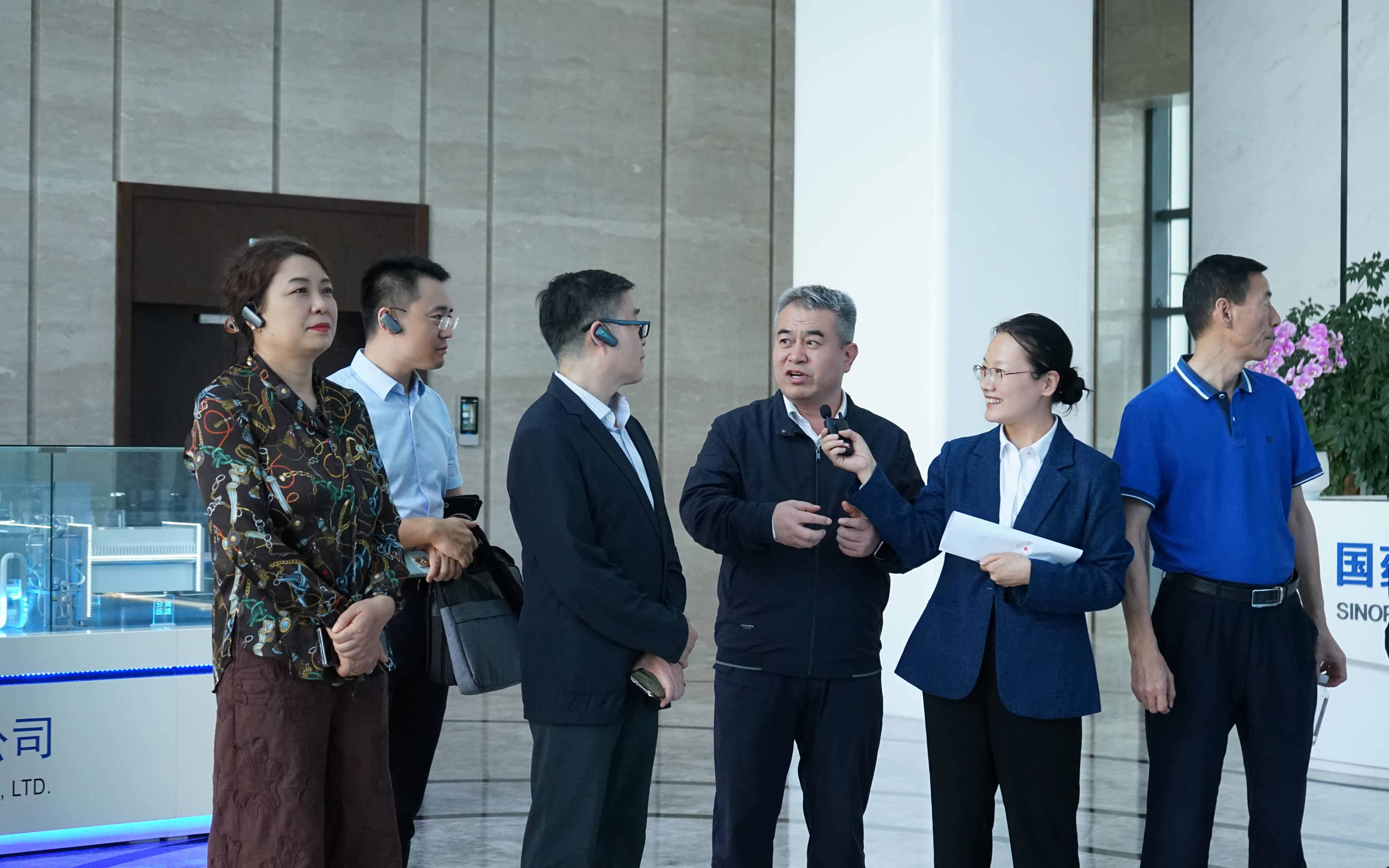 共促献血献浆事业 筑牢血液安全防线 | 全国人大教科文卫委赴国药F6福鹿会昆明开展修法调研